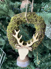 Load image into Gallery viewer, Reindeer Wreath
