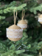 Load image into Gallery viewer, Christmas Jute Bauble
