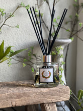 Load image into Gallery viewer, Lime Mandarin &amp; Basil Diffuser
